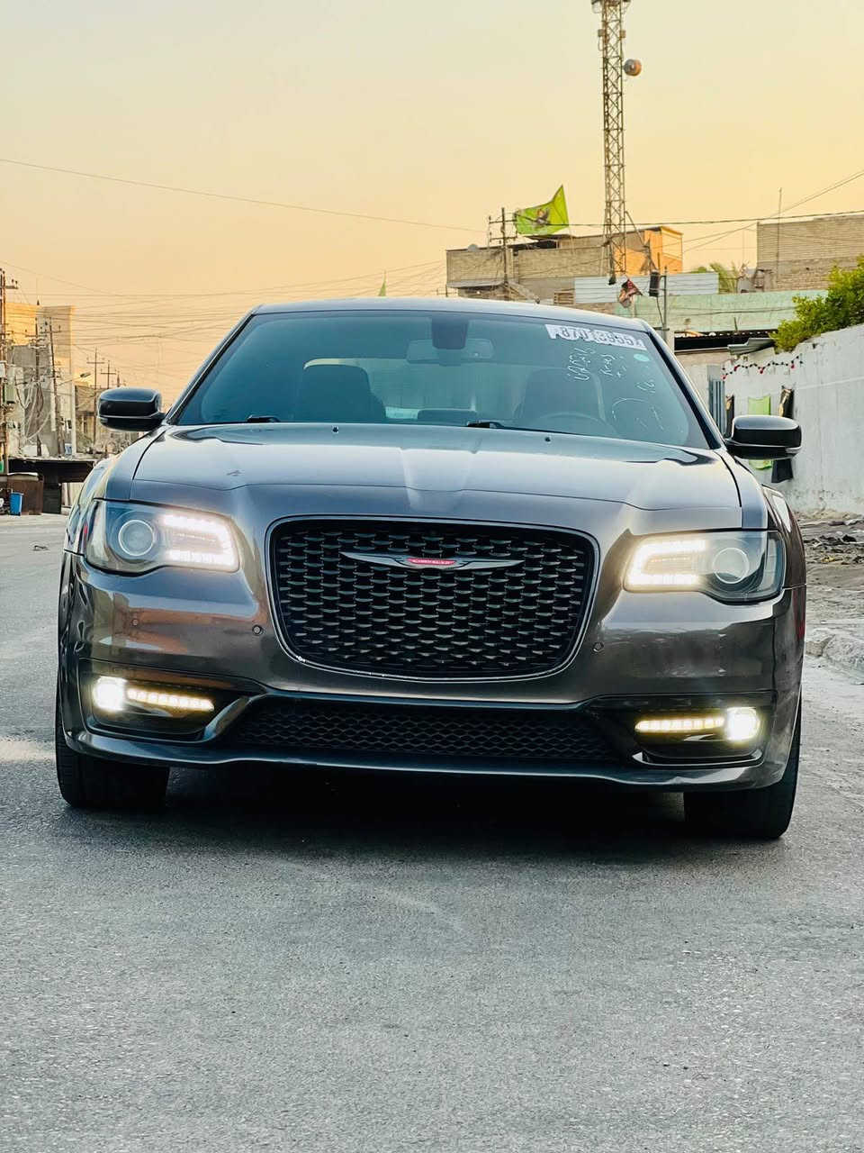 أوباما كلايسلر
•دخول جديد كتاب ضباط (رقم بغداد )
•تحويل مباشر بسم المشتري 

•موديل 2021

•فول مواصفات عدا الفتحه 

•فئه S

•دعاميه SRT بلاديه 

•حساس امامي خلفي 

•رادار جانبي 

•اشاير مريء 

•شفتات بلستيرن 

•نضام SBORT

•كشنات كهربائية 

•دخول ذكي 

•نضام ترحيب 

•تشغيل عن بعد 

•تحكمات ستيرن 

•الحادث: بدون اي تبديل فقط بارد في قبق الجنطة وبدون داخل
 ويرباك 

•مكان بغداد 

•سعر خاص 
•***********

