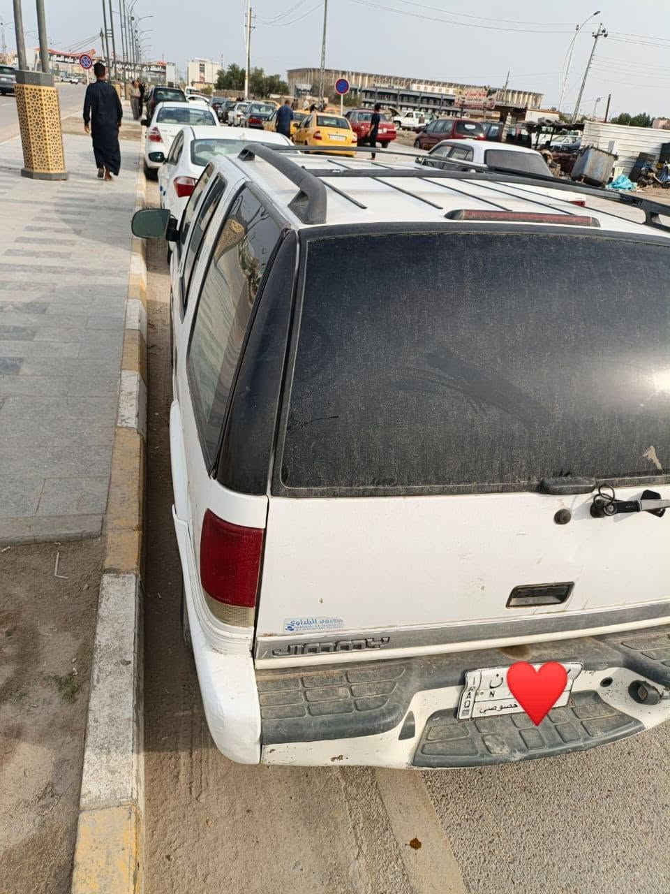 سلام عليكم بلايز موديل 2000.ابيع اصوليات فقط رقم بغداد ومداور الباقي كوم حديد سعر 30وبيها مجال لاتصال *********** مكان البصره لعلم سياره شقاله وتمشي خير من الله
