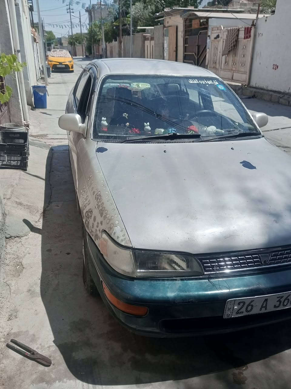 كورلا موديل ٩٤بس عايزها صبغ رقم صلاح الدين بااسمي شرط التحويل بيها دفتر بانزين السعر ٣٨ الشراي يتصل *********** عنوان السيارة كركوك
