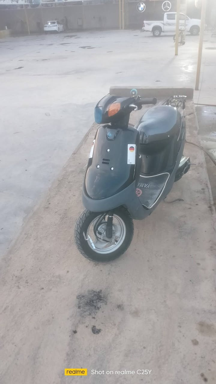 سلام عليكم 
.
.
.
ماطور ذبانه للبيع 
سعر450الف وبي مجال حك الجيه

ماطور نضيف مبدل صفاحيه وحده
 الرقم متواجد من 9صباحاً حتى 11مساً
***********
لايتوجد ماسنجر فقد على الرقم
