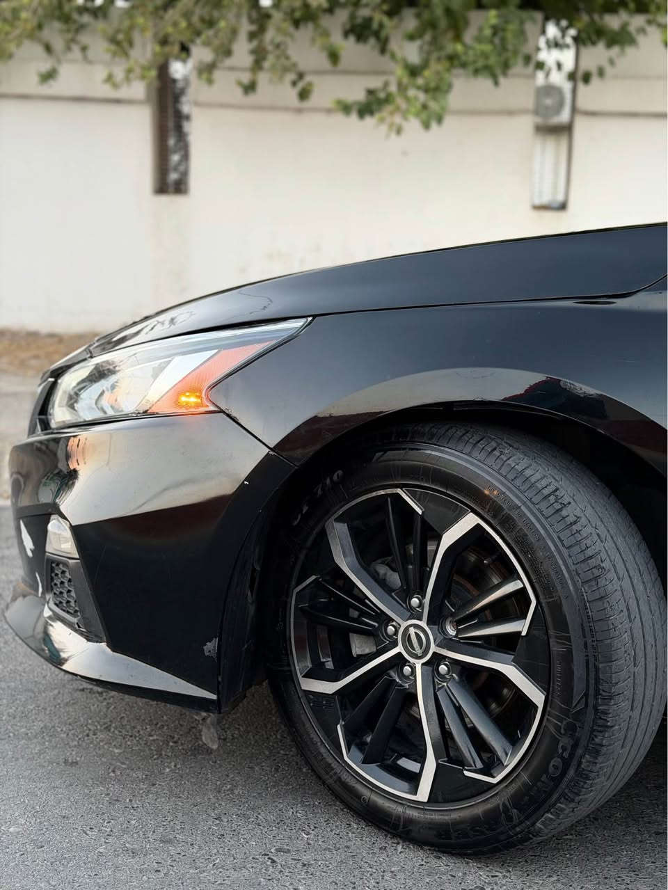 Nissan Altima SR 2019 
سعر:٩٩$ قفل قفل
٤ پارچە سبوخە - ٣ بست سەقف تەعديل
ناو گرتوە ارباگ سيستمە
مواسفات SR
تعول غرامە بە شەرت
*********** أربيل, العراق

