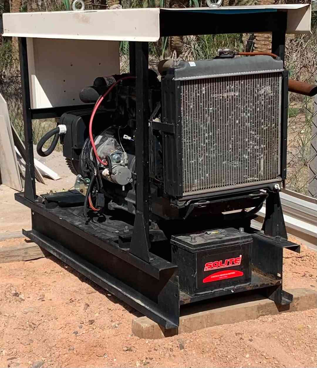 للبيع مولدة لستر 14 kv مشتريها زيرو من شركة المجد الذهبي مشتغلة 2,350 ساعة فقط السعر 4000$
كربلاء 
***********
