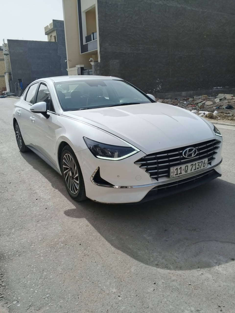 سلام عليكم سوناتا وارد كوري هايبرد موديل 22 رقم بغداد مكفولة كفالة عامه ماعدا شخط بسيط بلباب فول مواصفات ماعدى الفتحه ماشيه 72السيار عنوان بغداد الغزاليه السعر 180 رقم الهاتف ***********
