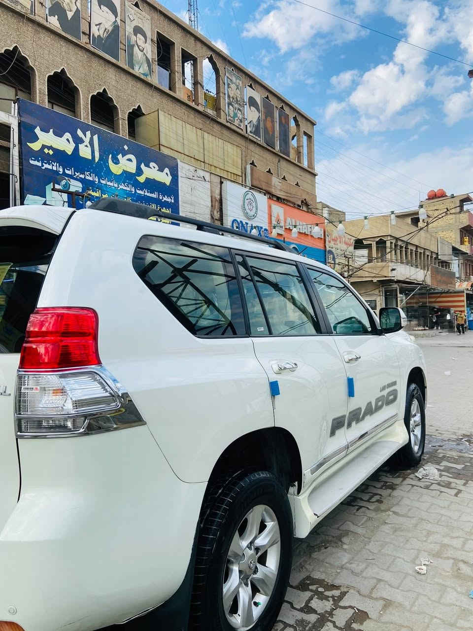 برادو 2010
4سلندر محرك2700
TXLموصفات
السيارة نظيفة المحرك مفتوح فقط
 رقم اربيل 
السعر 220بيها مجال للشراي
مكان السيارة. بغداد 
الاستفسار خاص***********

