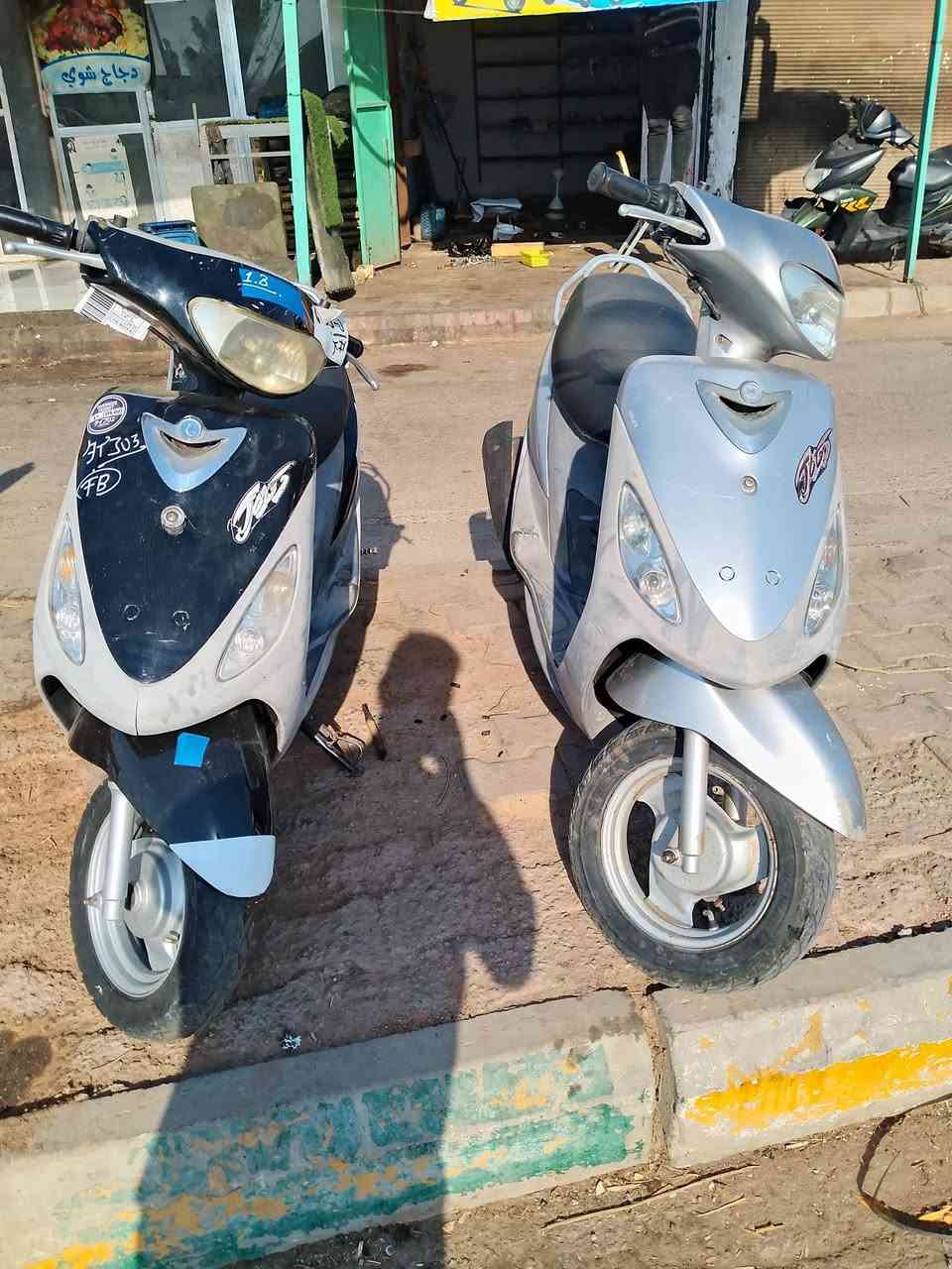 متاح ماكسات نضيفات حيل شرط دراجه مامفتوحه وين ماتريد افحص كهربائيات شغاله كلشي ماعايزات بروح الحسين المو شراي لايدخل خاص سعر الوحده 700 وبيهن مجال مكاني سماوه تقاطع القشله مقابل قصر الغدير ***********
