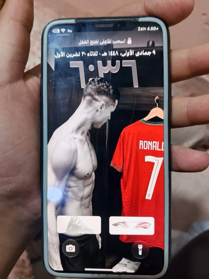 آيفون ١١ برو • ذاكرة ٢٥٦ • بطارية ٩٠٪