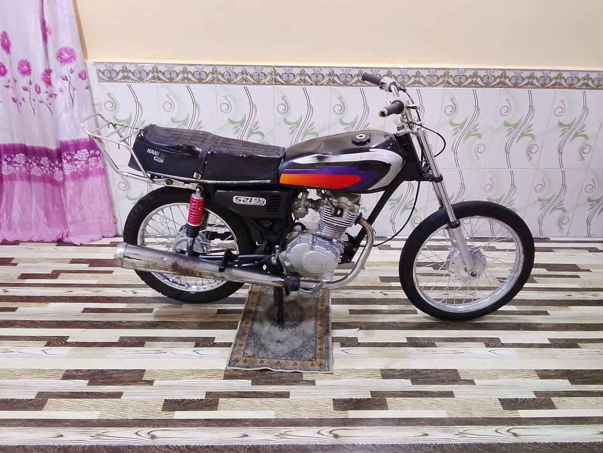 سلام عليكم دراجه ايراني ادوات للبيع السعر 300 الف الاستفسار واتساب ***********
