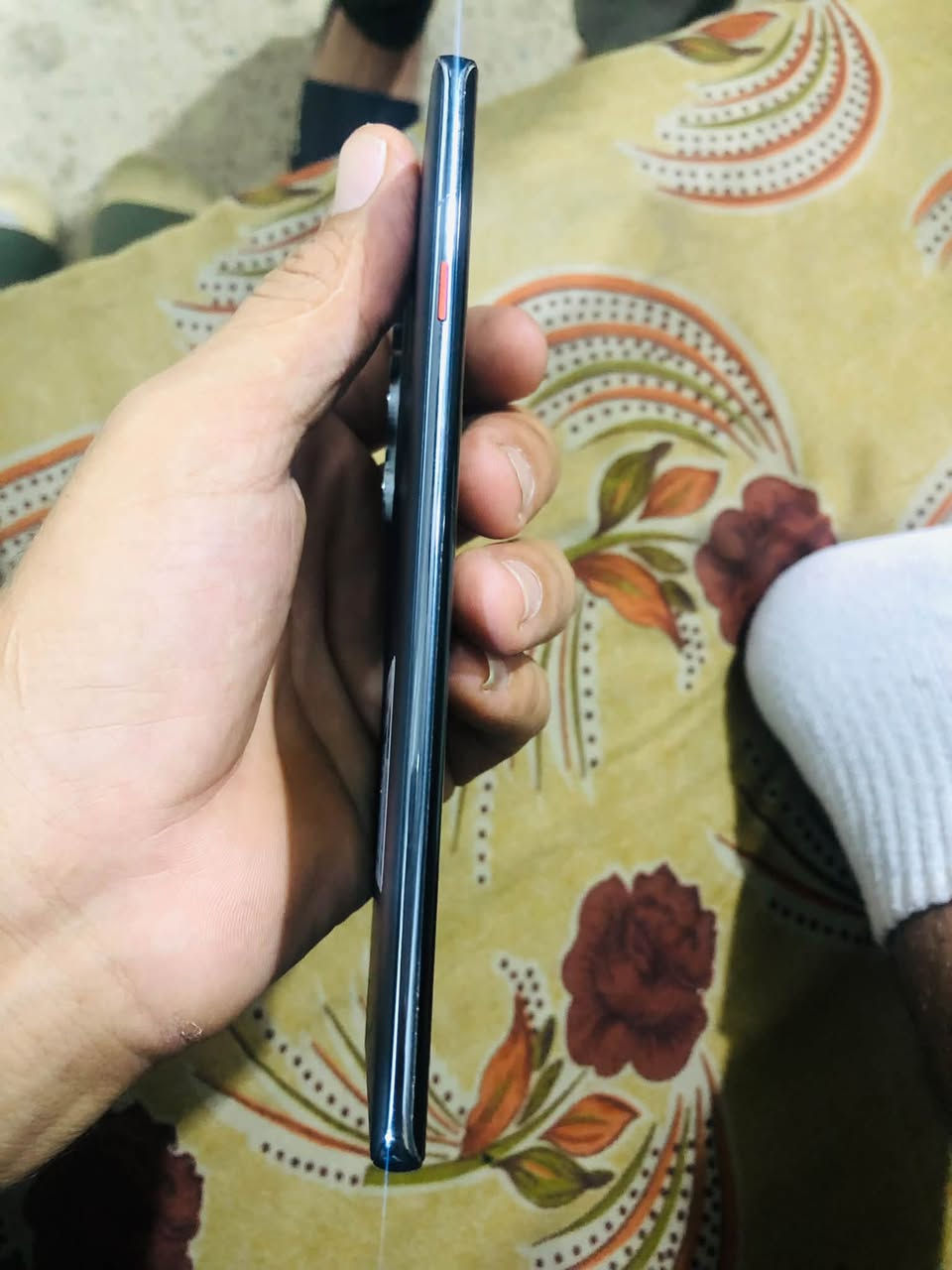 جهاز TECNO CAMOM  Pro5Gذاكره 256 جهاز بعده جديد كورتونه ويه مراوس الترا ٢١اوً٢٢ او ٢٣ راس براس مكلف بل نشر هاذا رقم صاحب جهاز ***********

نص مكتوب في الصور:
- هاتفي HiOS 16.3.0 التحقق من التحديثات اسم الجهاز TECNO CAMON 40 Pro 5G التخزين ٢٥٦ غ.ب / ٢٤٩ غ.ب الطراز TECNO CM7 وحدة المعالجة المركزية Dimensity 7300 Ultimate RAM ١٢ غ.ب+١٢,٠٠ غ.ب الكاميرا الخلفية 50M OIS+8M الكاميرا الأمامية 50M البطارية 5200mAh