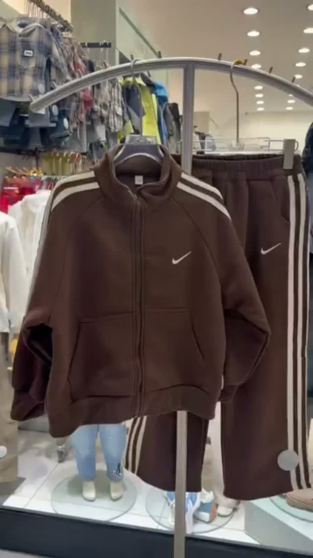 ملابس أطفال