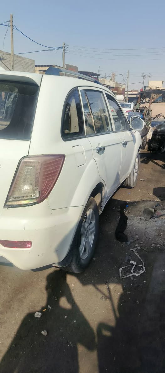 السلام عليكم سياره ليفان البيع سياره جاهزه تبريد حداديه تحويل مباشر سعرها40مكاني بصره الخصيب رقم***********
