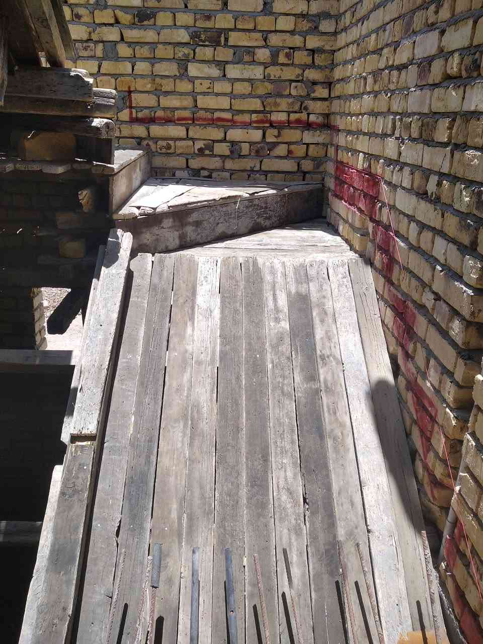 حداده ونجارة وبسعر مناسب ***********
