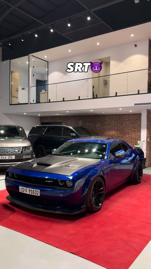 تشالنجر SRT • دودج