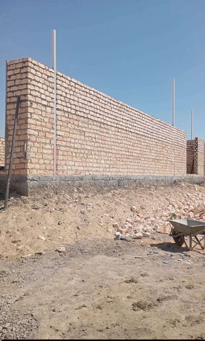 كادر حجر • جاهزين للعمل • واتساب