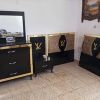 غرفة نوم شبابي سريرين للبيع يرادلها ترتيب السعر ١٥٠ مكانها بغداد حي او...