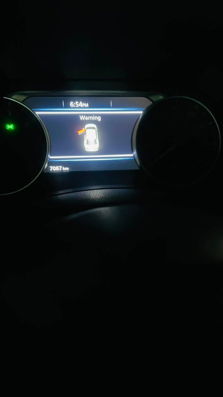 نيسان سنتره بدون سبخ بدون ارباك
بدون دواخل سياره
موجود في اربيل
شارع 100📍.  
سيارهSV
رقم***********
فعد
واحد جملخ تعديل
سعر135وبيها مجال
