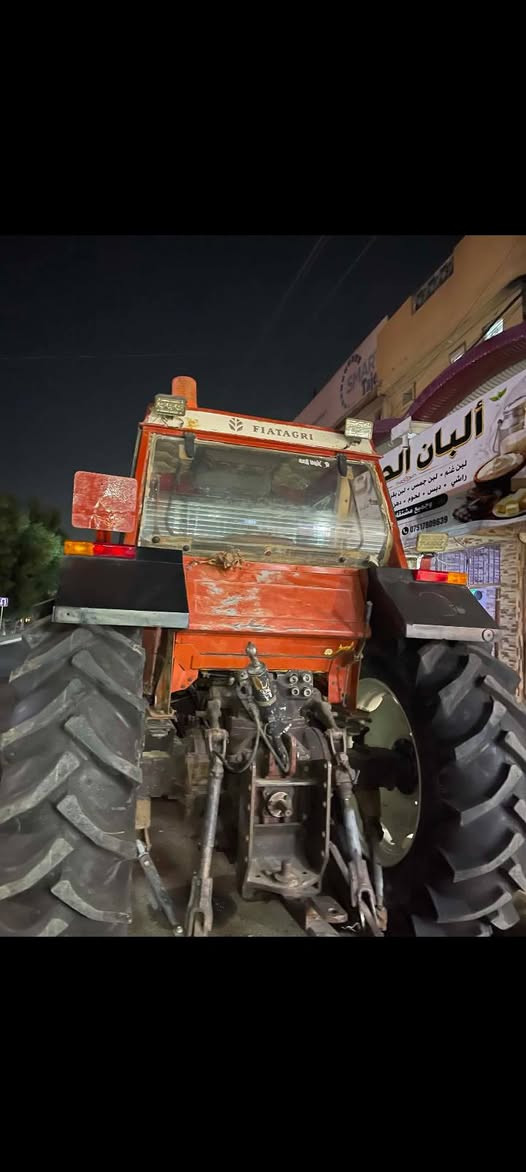 للبيع تركتر فيات 115
رقم انكيزي بسمي تحيويل مباشر مكينه كير اكسن كفاله عامه كلو شرط شركه مامفتوح برغي طخم تاير جديد خلفي وامامؤ مامشغل تبريد ثلج بك بل صفحه تركتر وضع شركه 
الاتصال ***********
