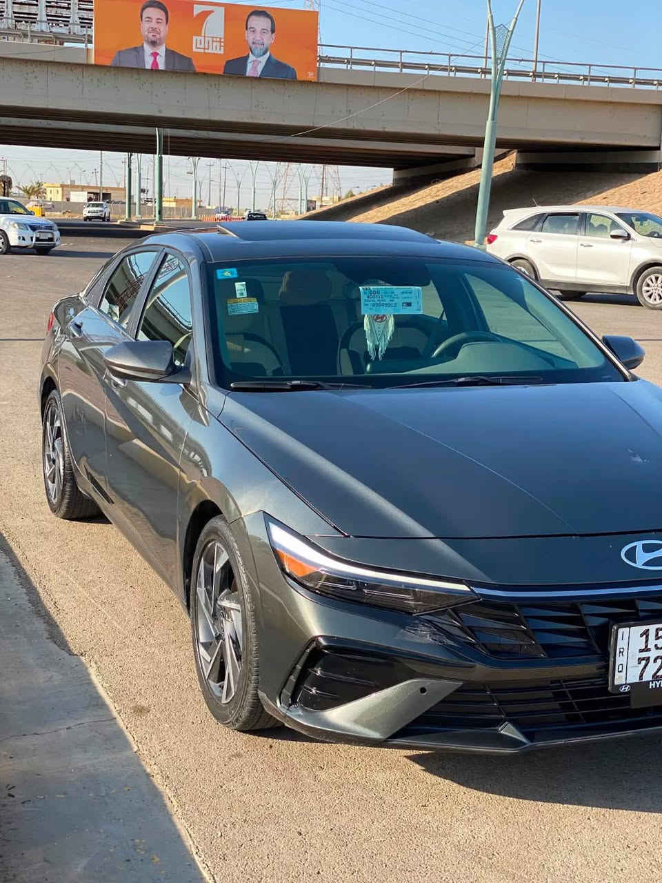 السلام عليكم 🌹
🚘 هيونداي النترا 2025 امريكي– فول مواصفات
✨ تحويل مباشر
📍 الموقع: الانبار / الرمادي
📊 ماشية: 15ألف كم

🔹
• محرك 2000
• كير 8 سرعات

🔹 المواصفات:
• بصمة تشغيل + بصمة أبواب 🔑
• شاشة Apple CarPlay 📱
• عداد سرعة ديجتال
• مقاعد جلد سمنتي
• 6 Airbags
• لايت LED 💡
• لايت زينون عالي وناصي
• فتحة سقف 🌤️
• ويل حجم 17
• تبريد قطعتين ❄️
• مري كهرباء + إشارات بالمري
• كروز كنترول
• فول تحكم ستيرن
• حساسات خلفية + كاميرا 🎥
• سايد بريك كهربائي
• Drive Mode
• Auto Hold

📞 للتواصل والاستفسار:
***********
