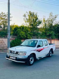 نيسان بيكاب • ٢٠٠١ • اربيل