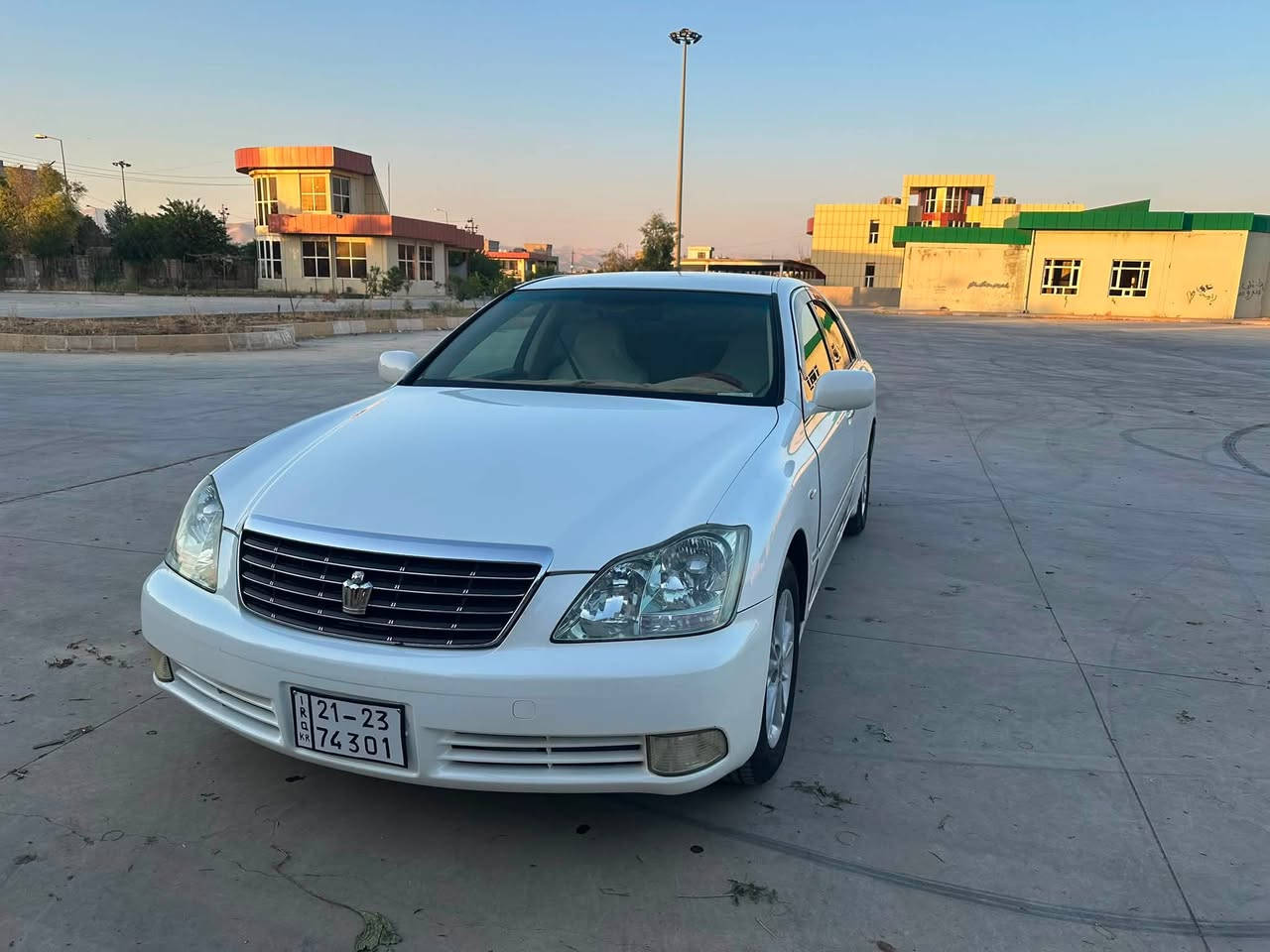 شاهینە بڕاوە ٢ دوگمە ناوزەرد شاشە کامیرە گیرو مەکینە بچوک تیر مەسروف کراوە تایەی تازە ڕۆنی گۆڕاوە   تەبریدو بریکی بەسراوە  گیڕو مەکینەی بیعەیب  سەقفو حیزام و شانسی و کەڤەر بەشەرت دەعمو لیدراوی نیە  سعر ٥٢ گەلا  ***********
