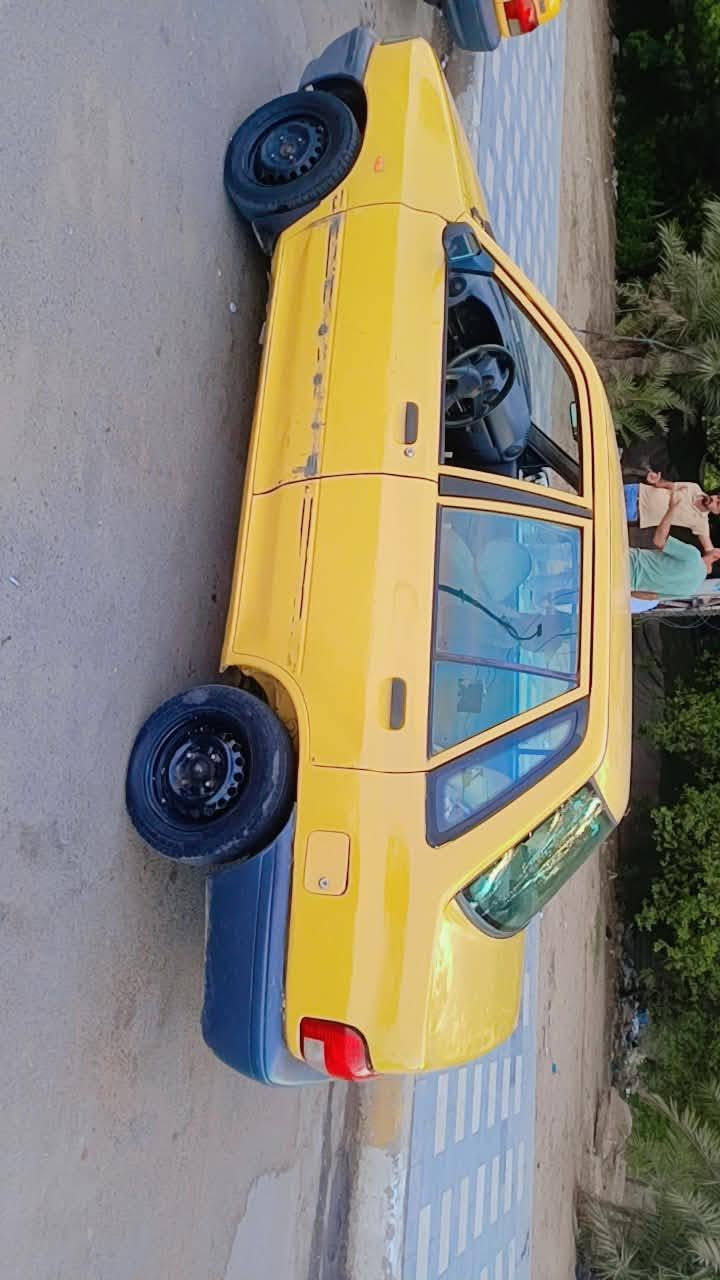 ٢٠١٢ • مكينة دخان خفيف • ضربة خلفية