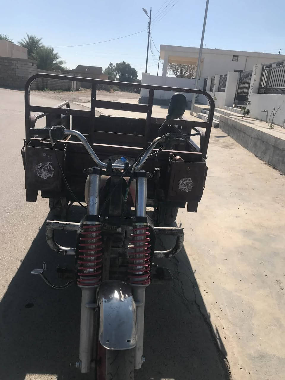 ستوته لبيع محرك شرط  الكشر شوف العين بيه اكسل خارط يعني ماتمشي السعر ٣٠٠ وبيه مجال مكاني مكشيفه شوف الفيديو قبل ماتتصل الشراي يتصل ***********
