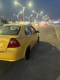 افيو موديل٢٠٠٩خليجي  سياره بيها ضربه بصفحه ومعمره  كير محرك مابيهن عيب...