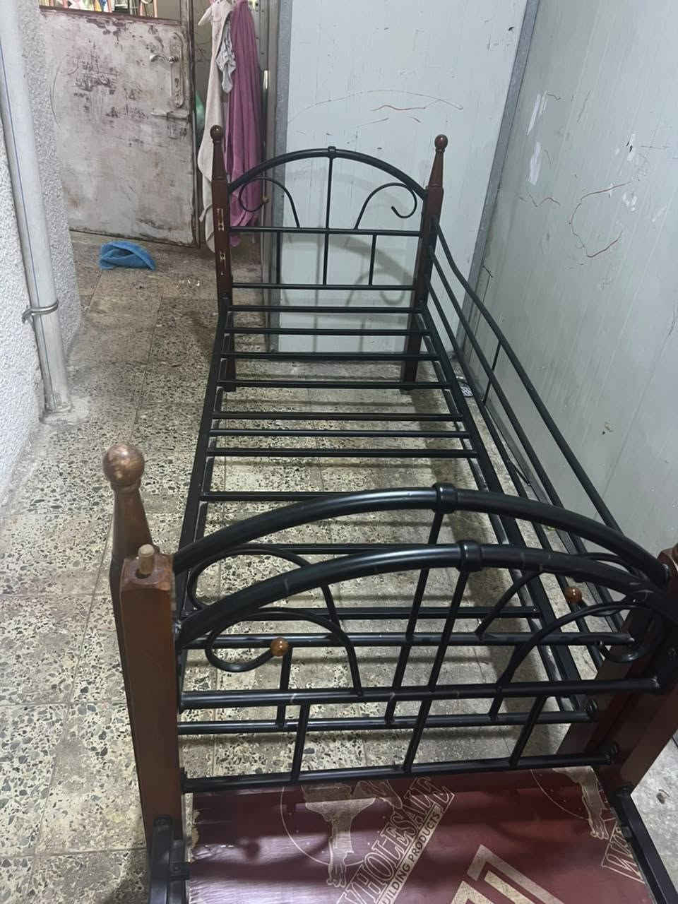 السلام عليكم
جربايتين للبيع تكدر تكون مزدوجة وحدة فوك الخ او مفرد اذا تريد تشترية مزوج بخمسين اما مفرد ثلاثين وبية مجال وأعتذر إعتذاراً شديداً بسبب التوصيل غير متوفر
ورقم التواصل: (رقم الاسطورة) 
                              ***********
