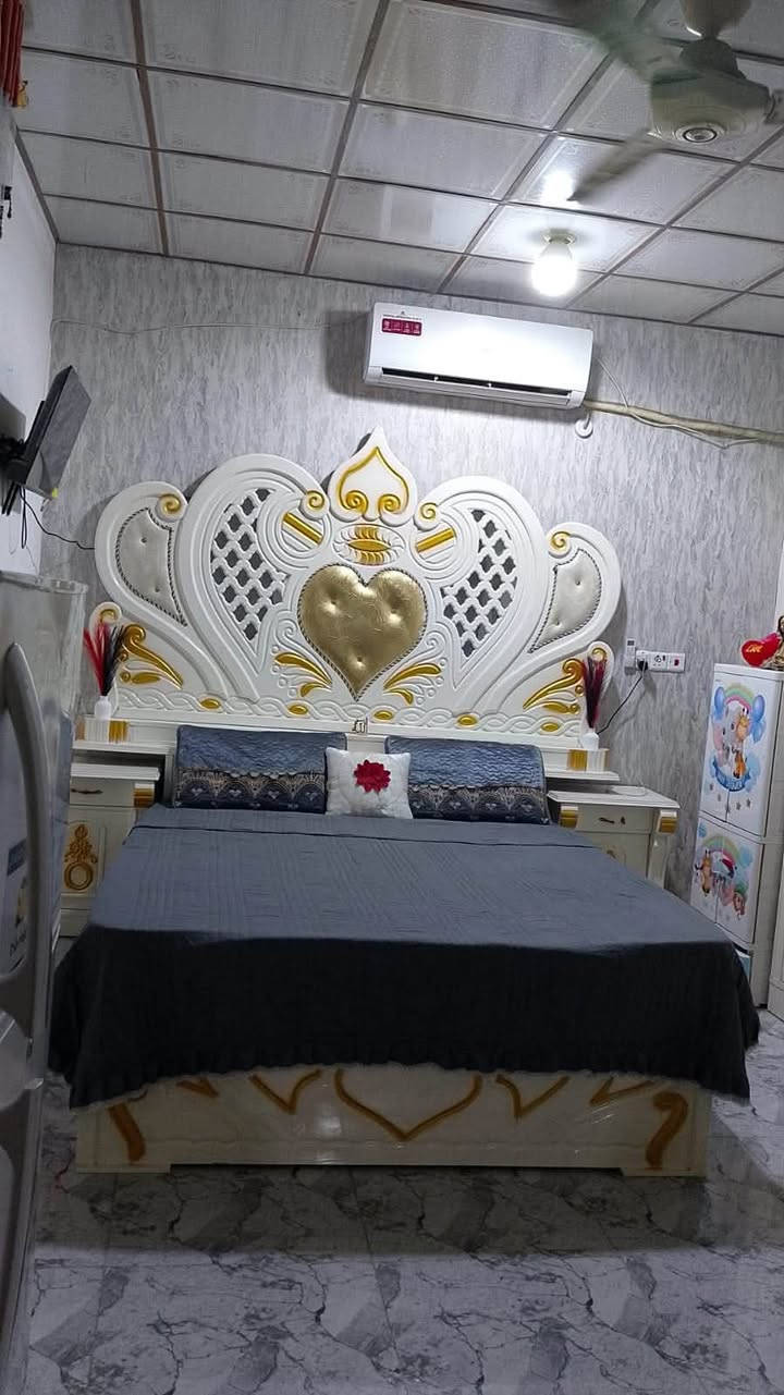 غرفه اخشاب • ٦ قطع • جديده