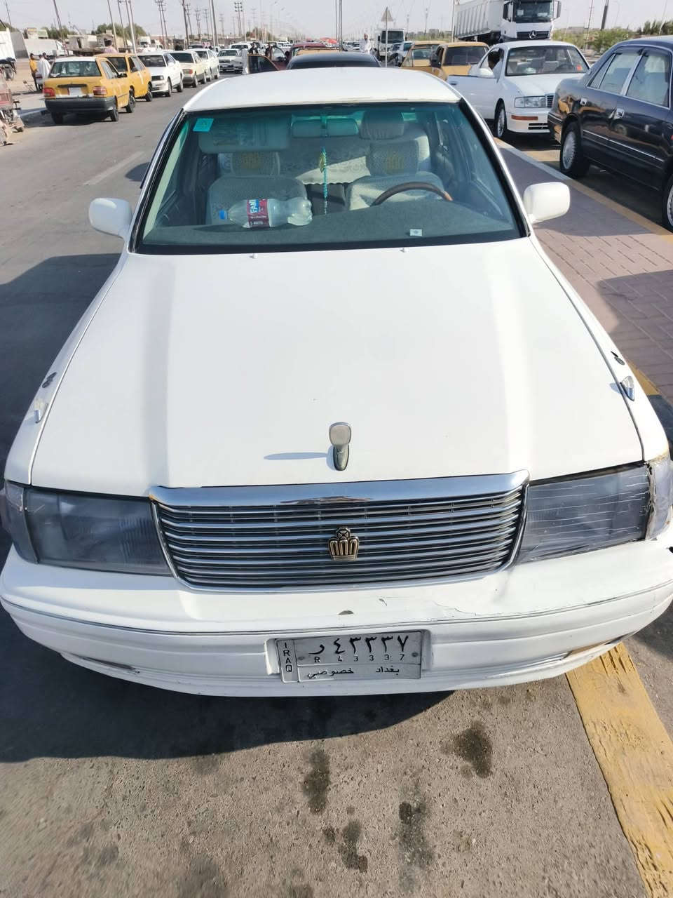 السلام عليكم سياره راس الثور للبيع موديل 2000 رقم بغداد انكليزي تحويل مباشر كير ومحرك 6 سلندر كفاله تخم تاير حداديه جديده كشنات كهرباء شاشه سستم صوت  كلها شغاله سياره جاهزه مكان السماوه قضاء الرميثه للاستفسار *********** السعر(65)وبيها مجال
