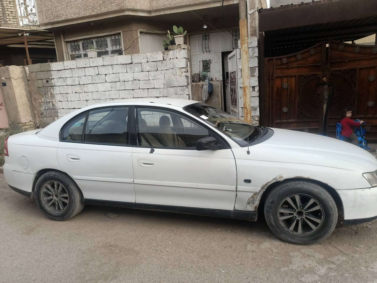 لومينا 2004 • 6 سلندر • رقم انكليزي 4ارقام