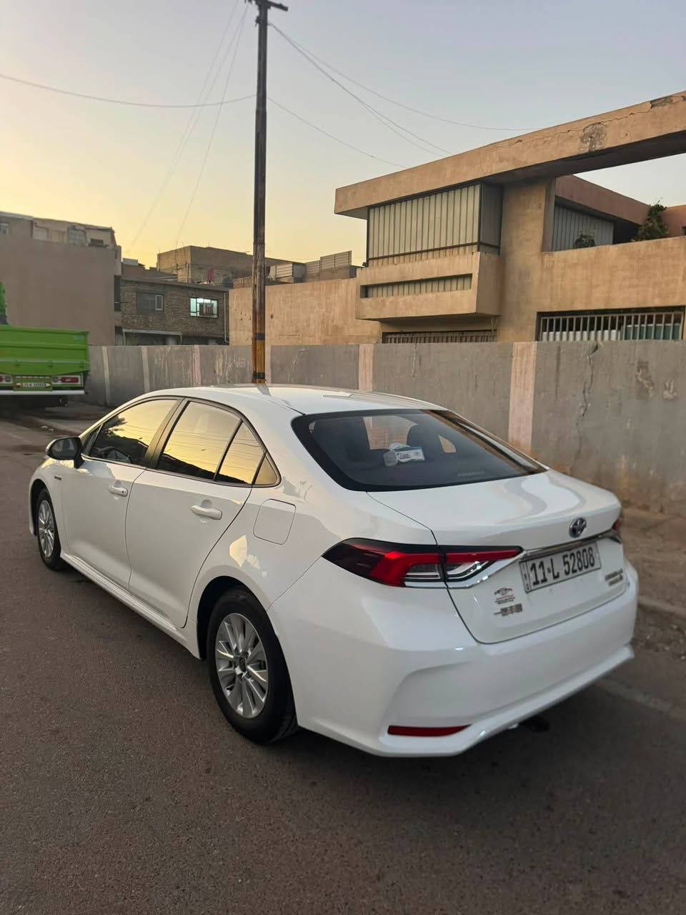 كورلاهايبرد للبيع موديل 2024 بيها بارد بلجاملغ الامامي ماشية24 الف فول عدة الفتحة مغلفة دعامياتها  السعر 145 العنوان بغداد الحبيبية ***********
