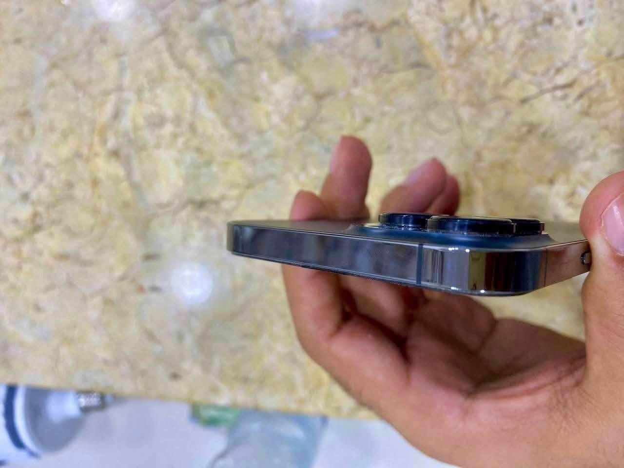 سلام عليكم
13 برو ماكس مكفول كفاله عامه شرط وتر تغطه بل ماي ذاكره 256 بطاريه 81 بلاديه لارفع ولا شي جهاز نضافه 100/100 زلغ واحد مابيه يرهم بيع ويرهم مراوس سعره 775 وبيه مجال قليل مكاني واسط قضاء الحي للاستفسار ***********
