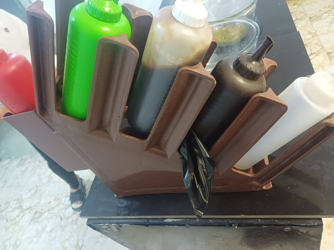 غراض مطعم للبيع ***********
