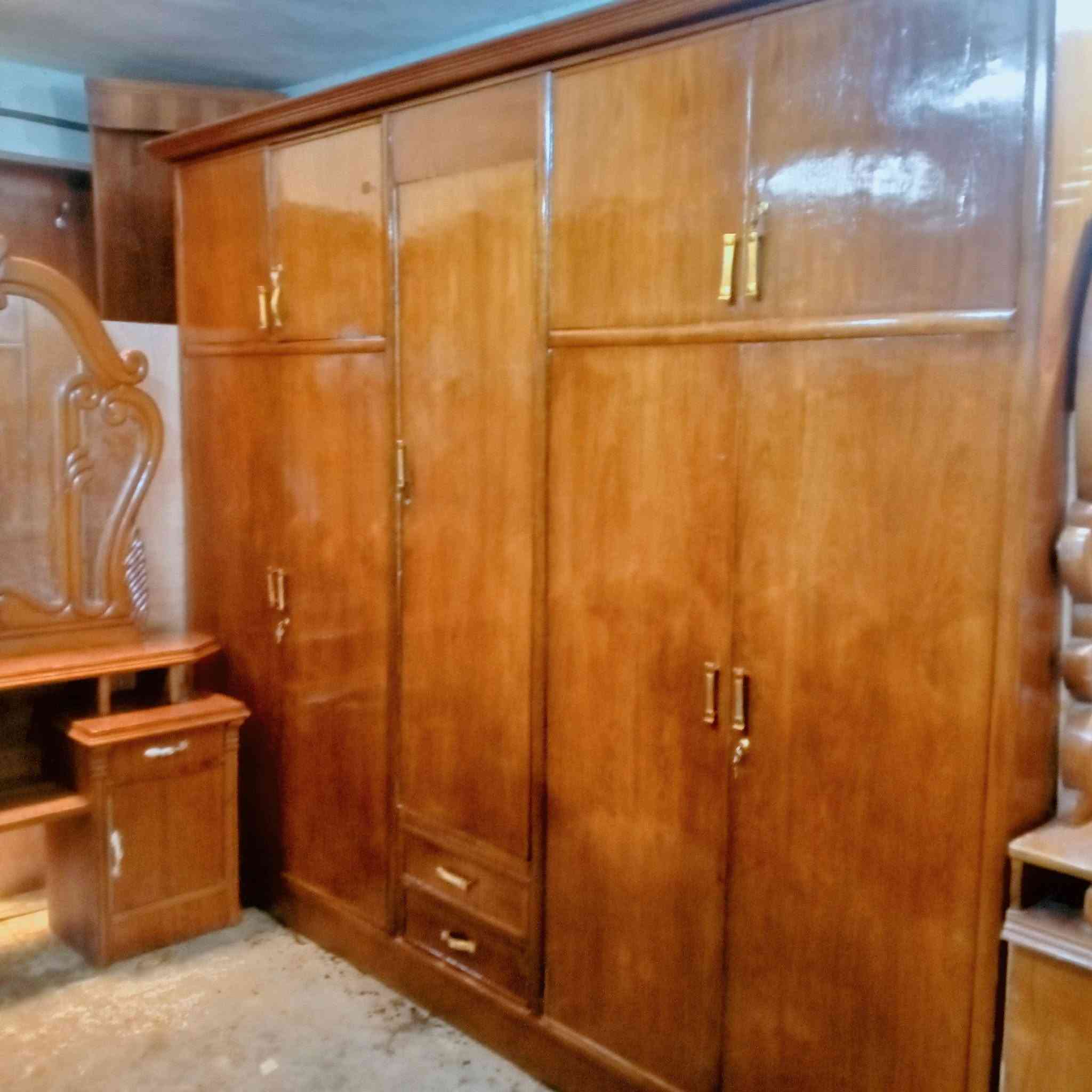 معرض ونجاره حجي سجاد ارخص الاسعار غرفه ام 5 طابقين تزكام درجه اولى داخل وخارج صاج ضهر جرجوبه زاويه كنتوريه كوت حي جهاد زويرجات مراسله او اتصال ***********
