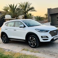 اخواي عندي هاي توسان موديل 20سياره كلش نضيفه مواصفات كامله ماعده بنو ر...