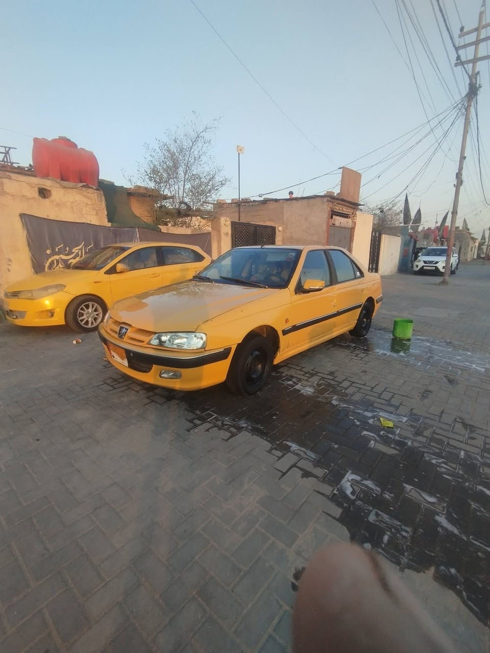 سلام عليكم بيجو،2015سياره تبريد مكينه كير كله جديد سياره اجاهزه سنويه ل28 مصفره هيه غرامات السعر 38 خاص مفتوح ***********

