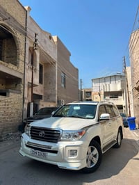 لاندكروز GXR • ٢٠١٤ • ماشية ١٣٨ الف