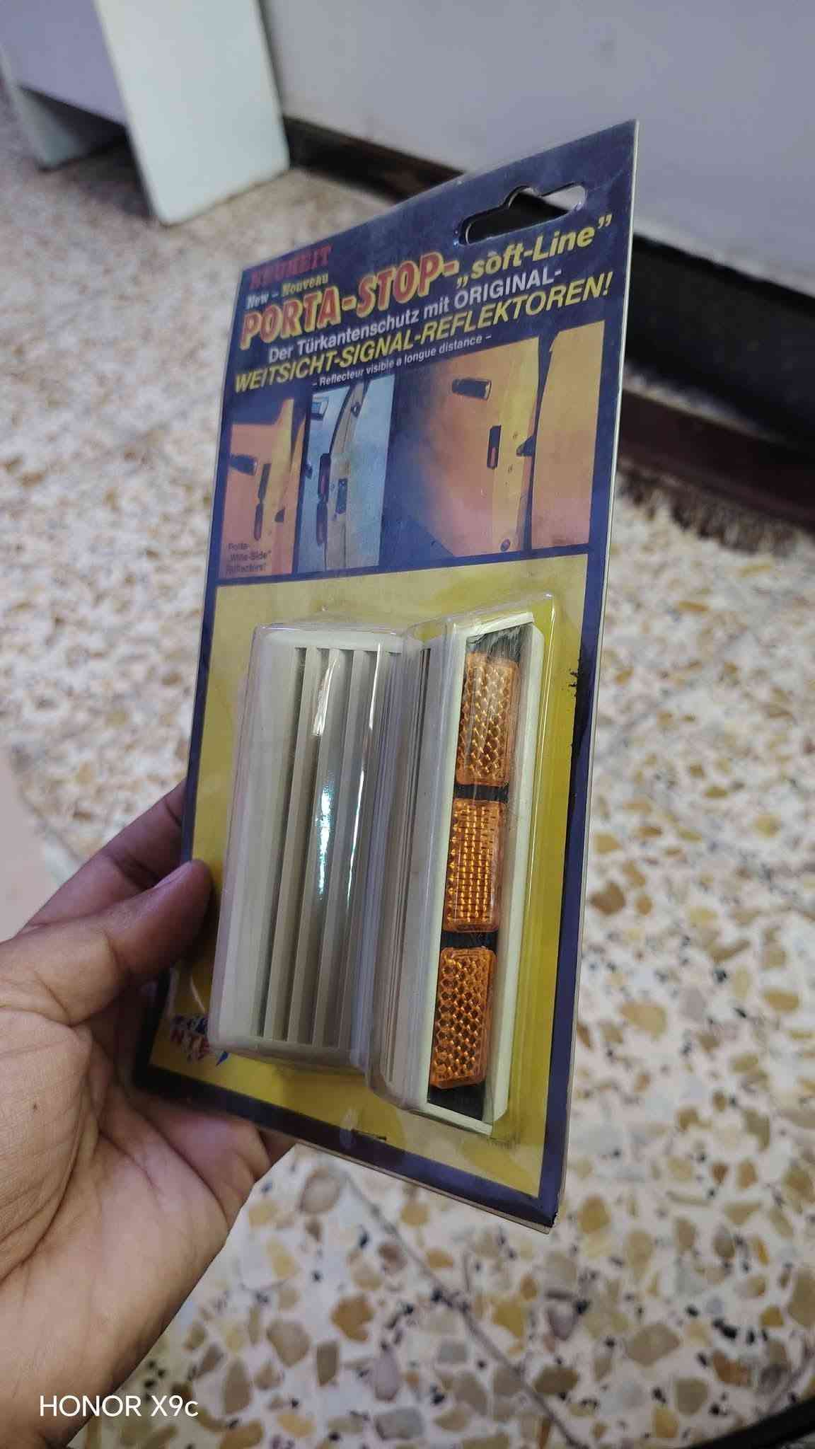 سلام عليكم للبيع مكاني شعب و السيديه سعر فسفوره ١٠ الف السان ٥ الف اكو توصيل ***********

نص مكتوب في الصور:
- HONOR X9c