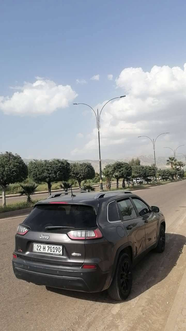 جيب موديل 2020 كيرمه كينه تبريد شرط رقم سنوي جديد تحويل وكاله شرط  بانوراما بريك بصمه كوشن جلد تحكم استيرين تحديد سرعه فول مواصفات غرامه 600هزار  
جار بارجه سبخ
سعر 118ومجال 
***********
