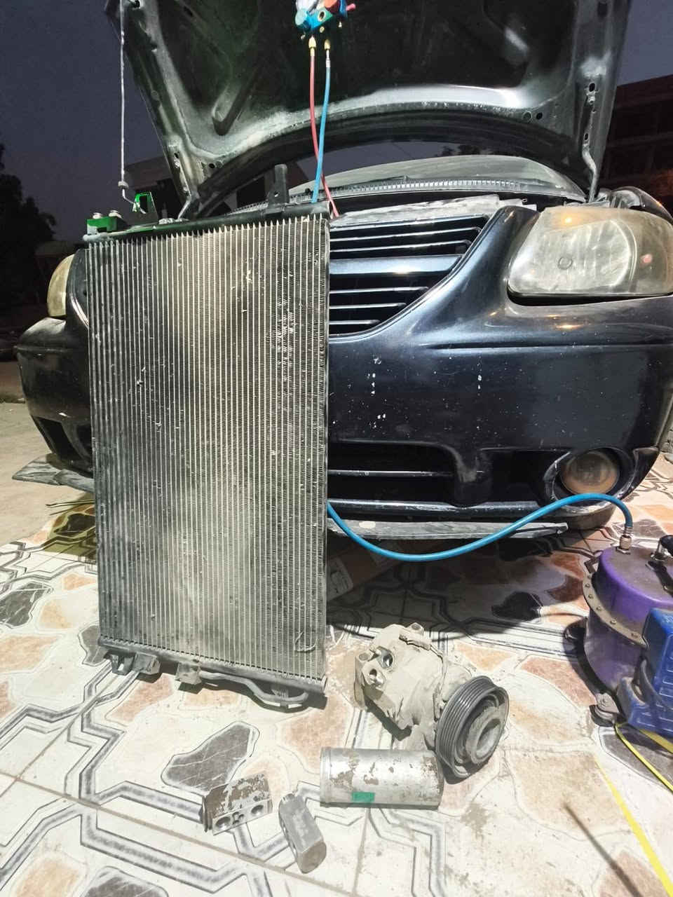 دوما ننصح بعدم تشغيل التبريد اثناء السرعات العالية والكثير ينتقد ولا يهمن الامر
اليوم صيانة منظومة كاملة بسبب تشغيل التبريد اثناء السير مع ضمان حقيقي موسم كامل 
🌹اختصاص دوج لاكثر من 10 سنوات 
🌹‏الفحص مجانا
🌹تشخيص صحيح للمشكلة 100% ان شاء الله 
🌹‏موجود جميع ادوات التبريد
🌹‏ضمان العمل موسم كامل
🌹‏فحص تسريب الغاز باحدث الاجهزة ودقة عالية
🌹‏تبديل فريز امامي نوع راقي جدا ضمان موسم وعمرة اكثر من ٨ سنوات عن تجربة
‏🌹العنوان🌹نفق الشرطة باتجاه العامرية ٣٠٠ متر على اليمين 
‏🌺خلف مشتل الجزيرة🌺
‏ابو محمد رضا
‏*********** - *********** 📞
‏محمد  *********** 📞
‏رابط الصفحة https://www.facebook.com/profile.php?id=100063788383795&mibextid=LQQJ4d
‏
‏بالامكان كتابة اسم الورشة في برنامج الويز ليظهر العنوان 
‏ابو محمد رضا تبريد سيارات 
‏
