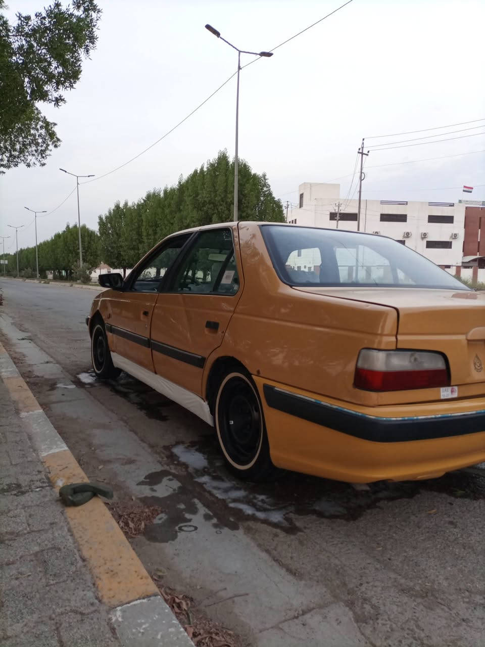 سلام عليكم. شباب بيجو بارص موديل 15 للبيع حداديه تخم تاير كير ومكينه خير من الله 
معروضه ب 35 وبيها مجال قليل مداور ثانيوم
***********
