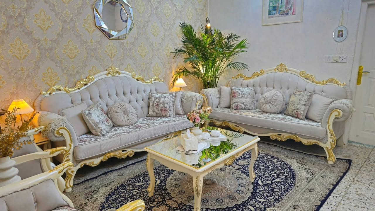 تخم ملكي 10 مقاعد نضيف مابي ضرر ابد سعر 300 واتساب ***********
