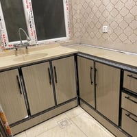 مع سنك • ١٫٥م×١م • سطح كوارتز