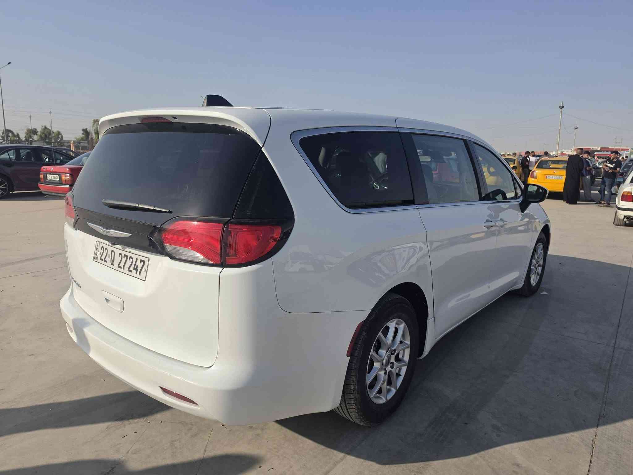 للبيع فقط
كرايسلر ڤويجر 2023 رقم اربيل

بصمه 

كامره 

ابوابك كهرباء

جنطه كهرباء 

كير موس 

سايد بريك كهربائي 

 بجم كبس الحادث والسعر خاص 

او الاستفسار الاتصال على الرقم ***********
