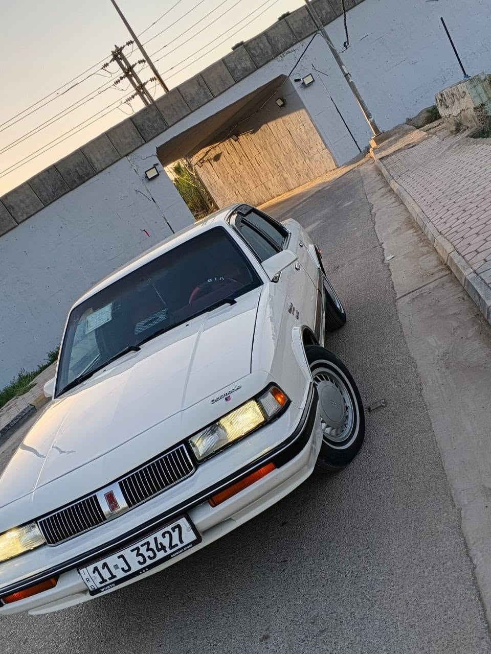اولدز موبيل ١٩٩٠ سياره جديده بمعنه الكلمه  رقم بغداد مكينه وكير مكفول وحداديه شركه من دعاميه لدعاميه ماشيه ١٦٠ حقيقي لاتحوير ولاتبديل ولاتعمير مكان واسط  ***********
