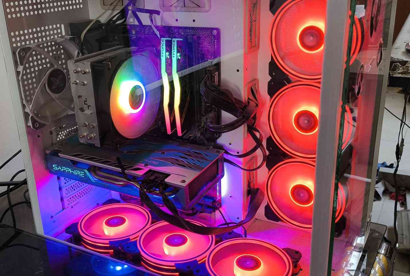 السلام عليكم تجميعه للبيع
Cpu i5 g10400f
Gbu rx580 8g
Motherboard b460-plus tuf gaming
Ram t.force 16g ddr4 3200
M.2 256g
Hdd 1t
Hdd 1t 
Bor thermaltake 850w 

Monter الشاشه
Chigo 
165 hs 1ms
size 27
السعر 750 تواصل خاص او هاتف *********** 
ملاحظه الجامه الاماميه للكيس مستبدله
