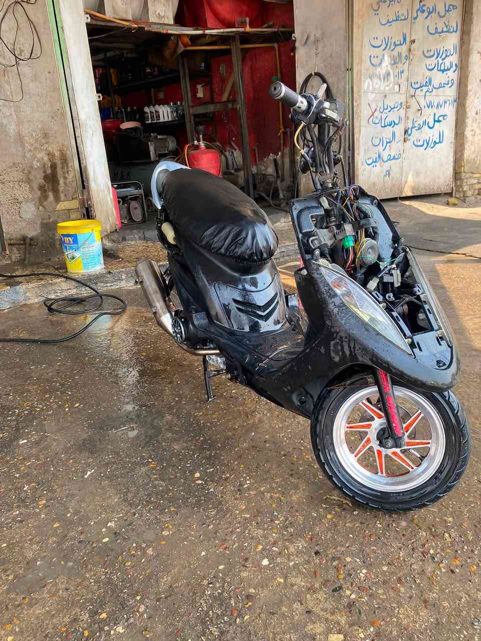 االسلام عليكم دراجة ماكس عدلة للبيع ويا كفر امامي فقط لون احمر بيها تزويد هواي للعلم الدراجة 55 الدراجة هاون شلعة ومعدل شرط

1 قبق فلاوين 
صالنصة رياضي اصلي 
قطر دهن مكينة +اقطرة اكسن تزويد 
يدات ابريك +يدات بانزين 
ويل مشيف بيها
بيها شيال اصلي رياضي

بيها كلجات اصلي 
عنواني حي الحسين جديد 
  الشراي يتصل ع رقم او مراسل ***********
