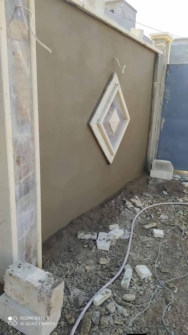السلام عليكم  خلفه الباخ متفرغ حالين شغل درجه اولى. ‏‪***********‬‏
