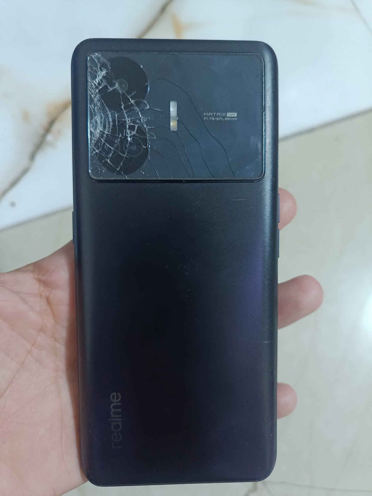 جهاز ريلمي realme GT Neo5 SE
ذاكرة ١ تيرا ألف كيكه عشوائيه ١٦+١٢ جهاز يخبل 

وكع مني أمس ونكسرت مال الكامره تتبدل ب ١٥ ألف انكسر واهسي بلجهاز واريد ابيع جهاز نضيف كلش غراض بس كارتونته شاحنته ضايعه

اريد ابيع اني مشتري ب ٣٦٠ ألف 

مادري هسه شيجيب الي يريده ينتصل او يتفضل خاص
*********** 

العنوان النجف الأشرف الحيدريه خان النص
