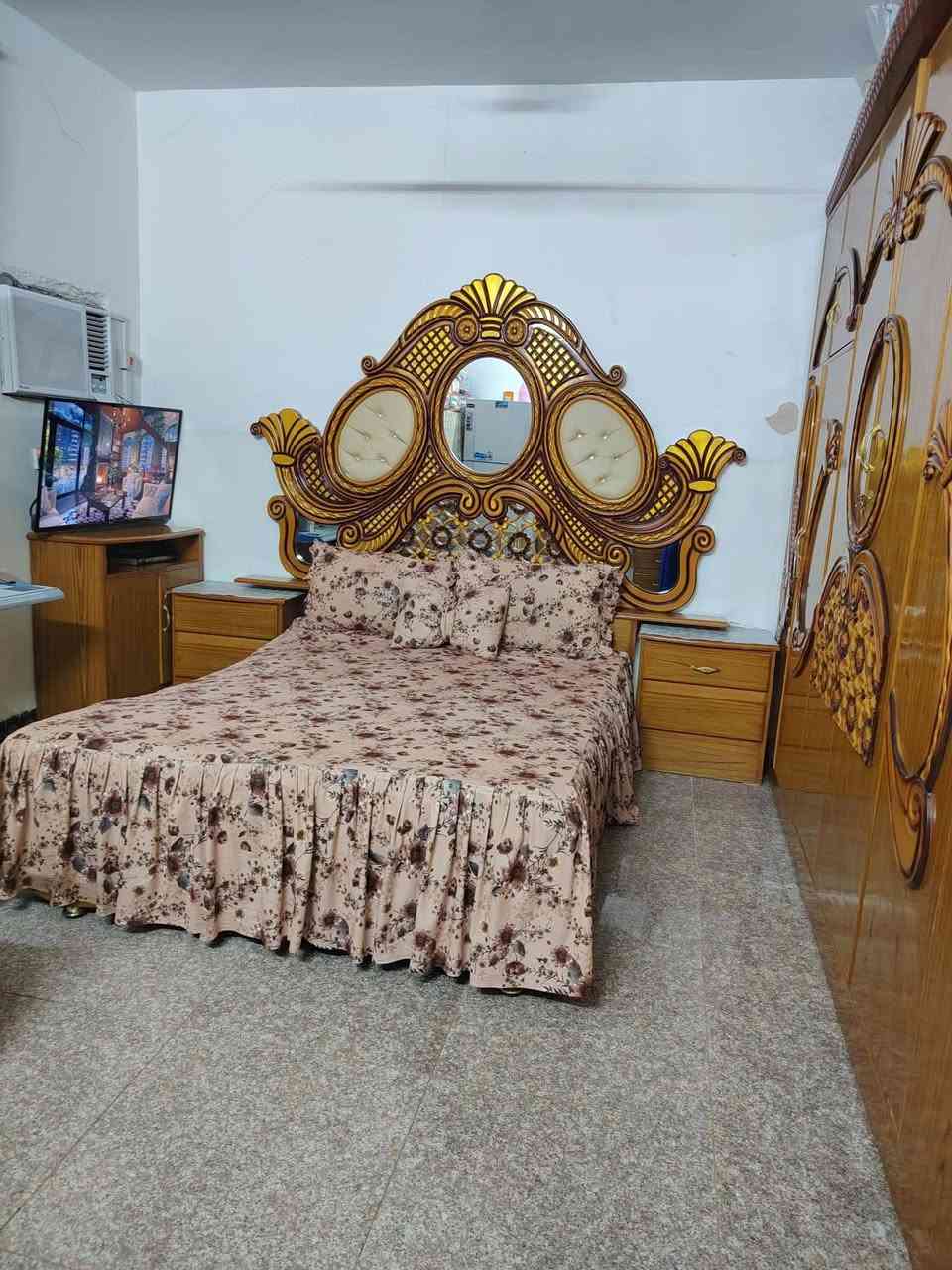 غرفه اخشاب • ٧ قطع • كنتور ٦ أبواب